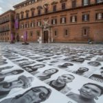 Insideout Restiamo Umani: 400 mila foto a Palazzo Reale